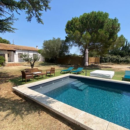 Villa Le Cypres De Casimir Beaucaire  Exterior foto