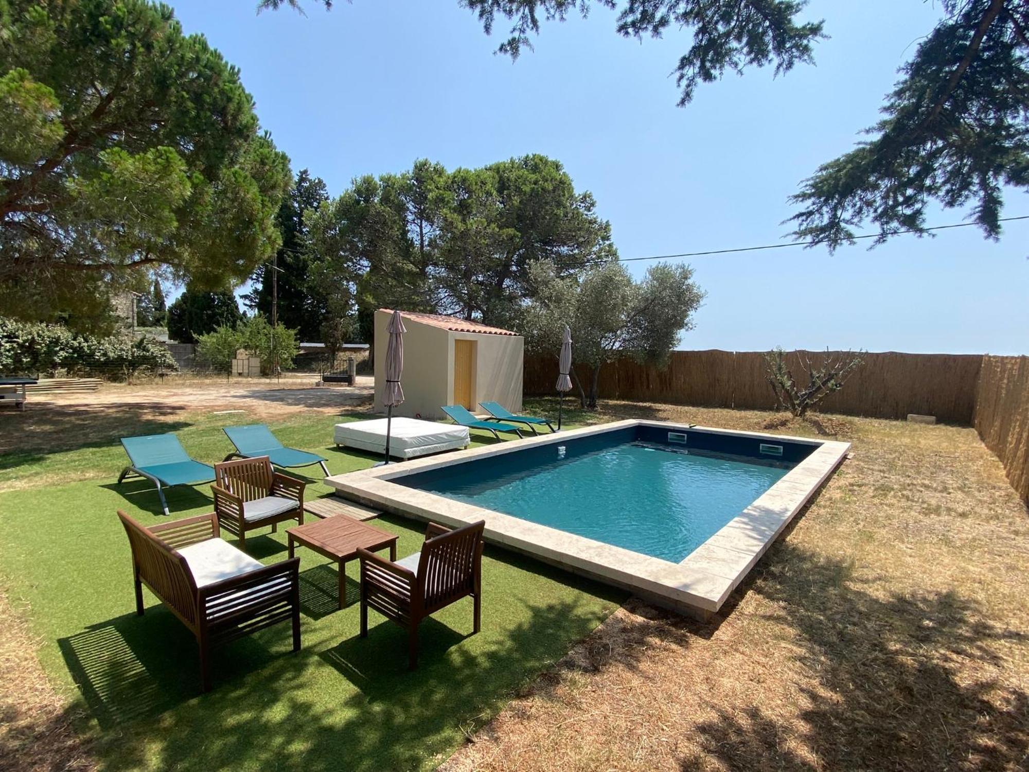 Villa Le Cypres De Casimir Beaucaire  Exterior foto